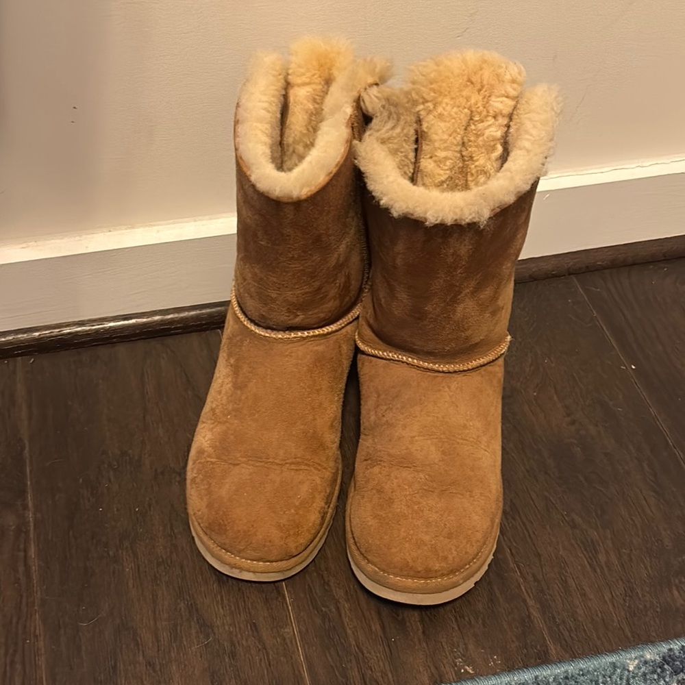 UGG Chestnut Shearling Boots with Bows